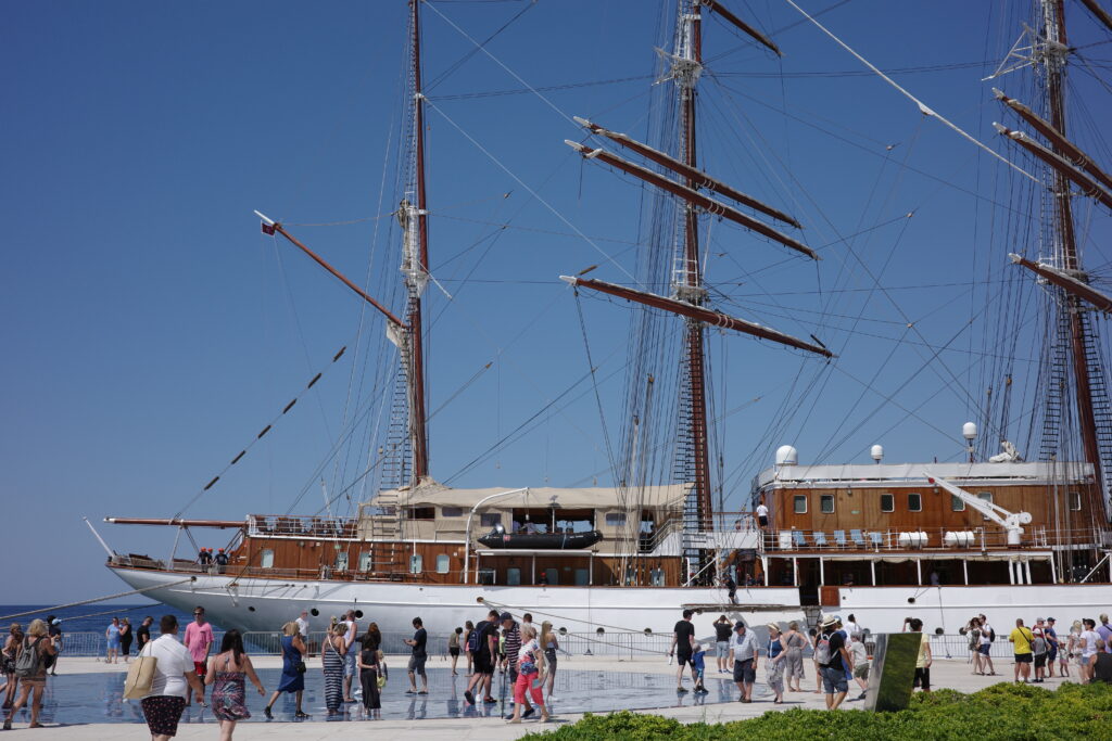 札達爾 Zadar 海風琴旁